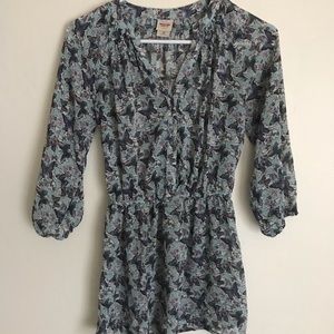 Mossimo Supply Co. Tops - Mossimo Supply butterfly blouse top loose fit Mossimo Supply Co. Tops - Mossimo Supply butterfly blouse top loose fit